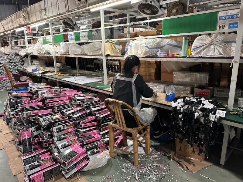 Ningbo Ruishi Technology Co., Ltd. oficiálně uvádí na trh vysokopevnostní měděné hřebeny.